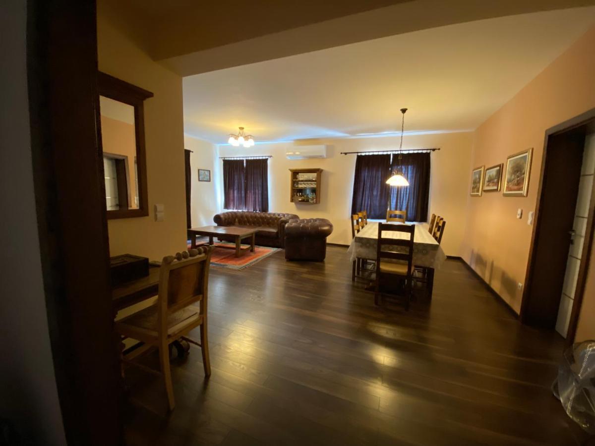 Apartments Villa Lora Kraj  Eksteriør billede