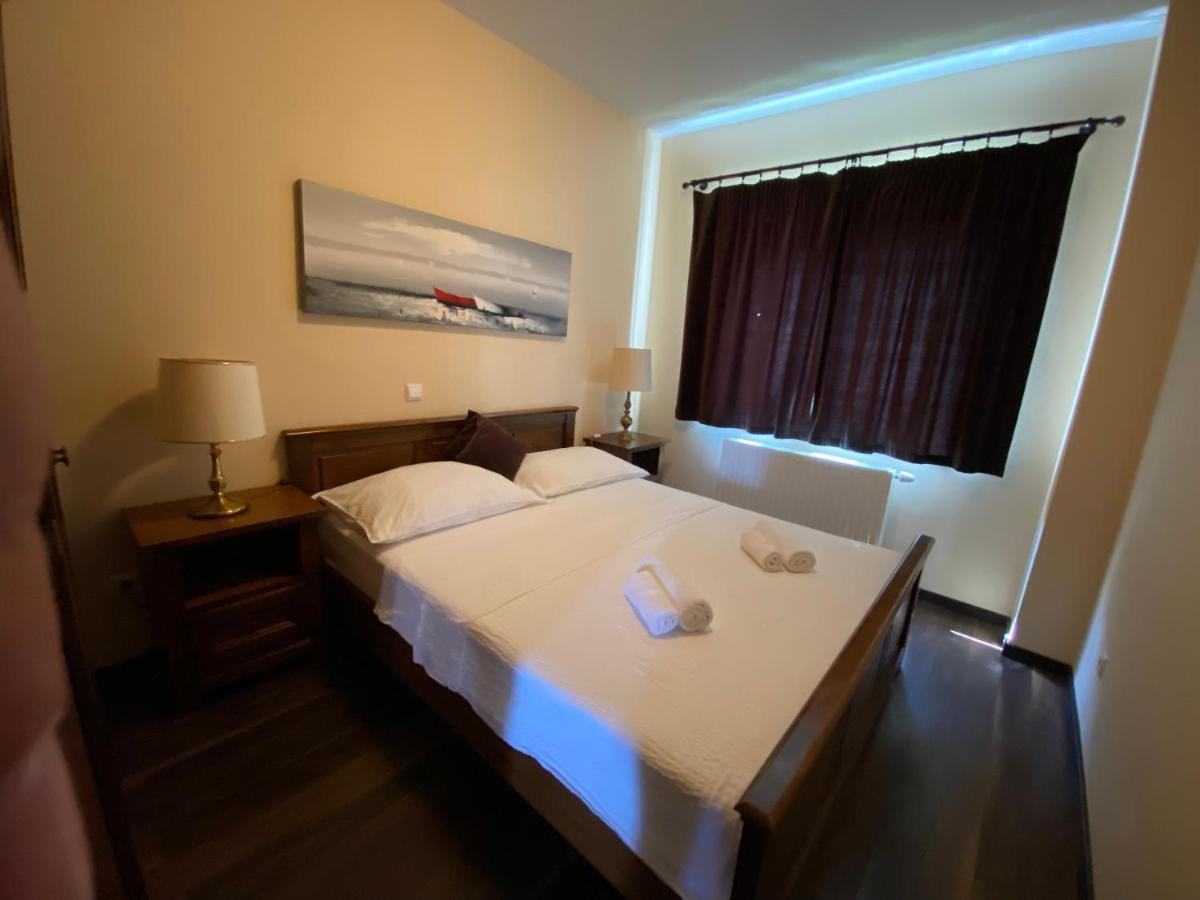 Apartments Villa Lora Kraj  Eksteriør billede