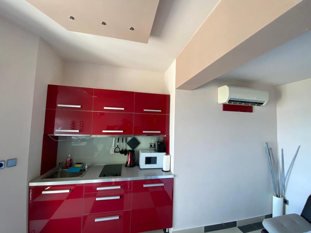 Apartments Villa Lora Kraj  Eksteriør billede