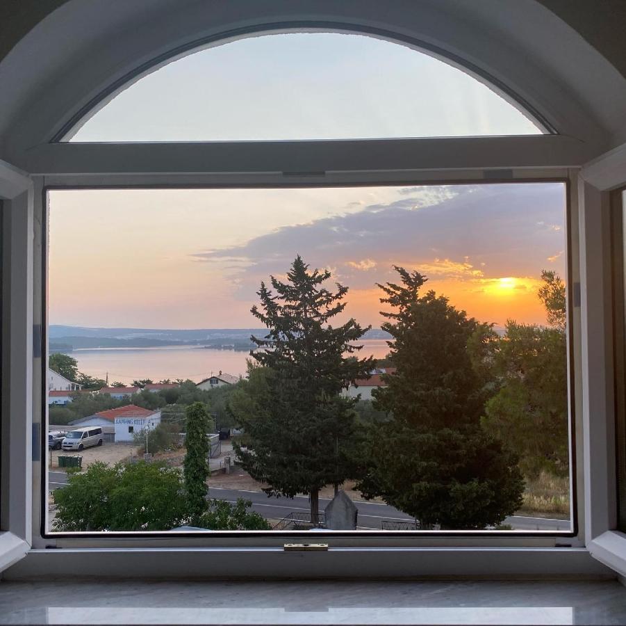 Apartments Villa Lora Kraj  Eksteriør billede
